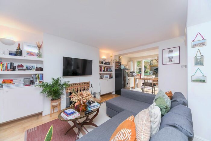 1 Bedroom Flat To Rent In Bonchurch Road, London, W10