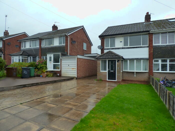 3 Bedroom Semi-Detached House To Rent In Holthouse Road, Tottington, BL8
