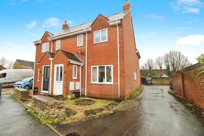 3 Bedroom Semi-Detached House For Sale In Horse Fair Lane, Cricklade, SN6