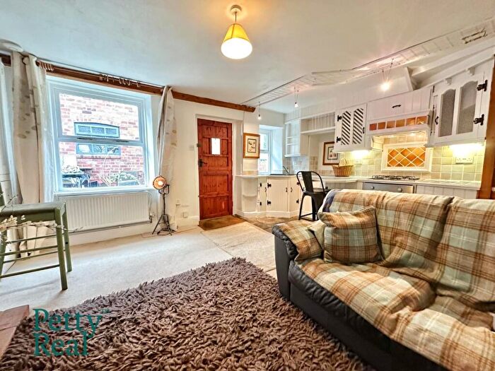 1 Bedroom Cottage For Sale In Church Street, Barrowford, BB9