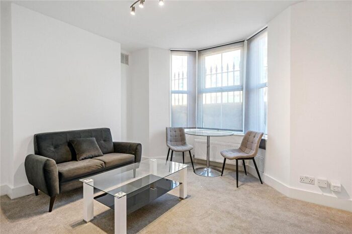 1 Bedroom Apartment To Rent In Temple Dwellings, Temple Street, London, E2