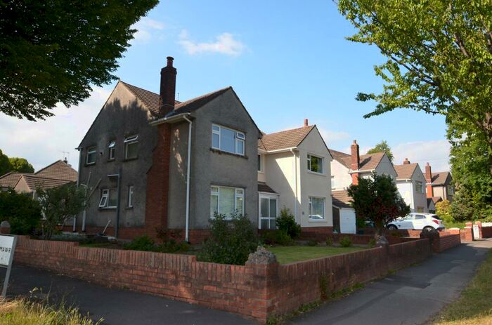 3 Bedroom Semi-Detached House To Rent In Heol Llanishen Fach, Cardiff, CF14