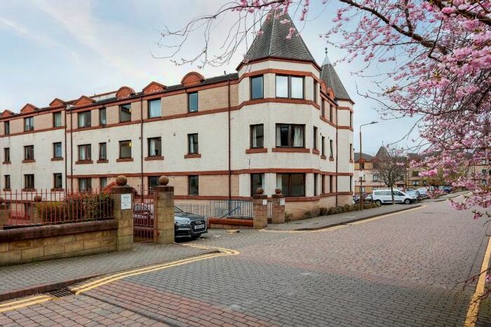2 Bedroom Flat To Rent In Dorset Place, Polwarth, Edinburgh, EH11