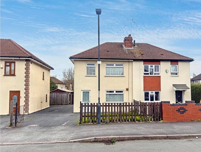 3 Bedroom Semi Detached House For Sale In Cockayne Street South, Derbyshire, Derby, DE24