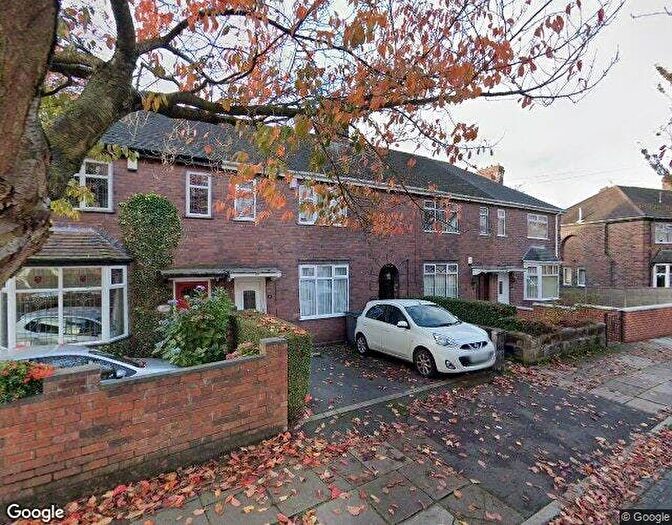 Town House To Rent In Summerville Road, Stoke-On-Trent, ST4