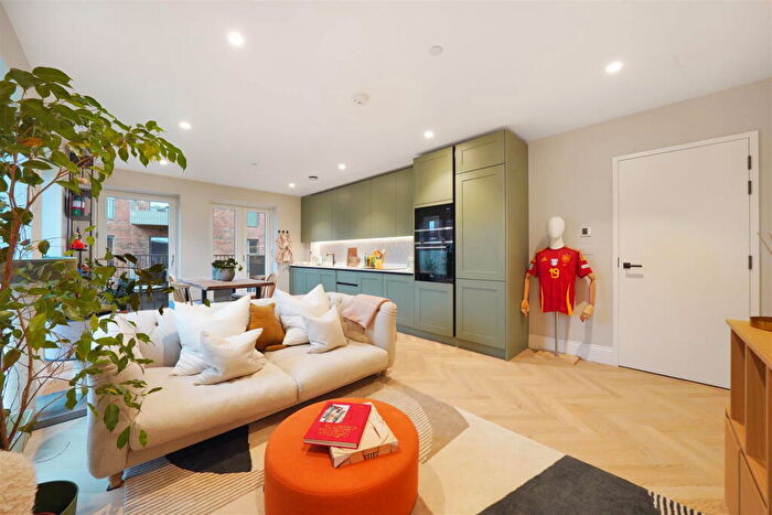 2 Bedroom Flat For Sale In Royal Engineers Way, Millbrook Park, NW7
