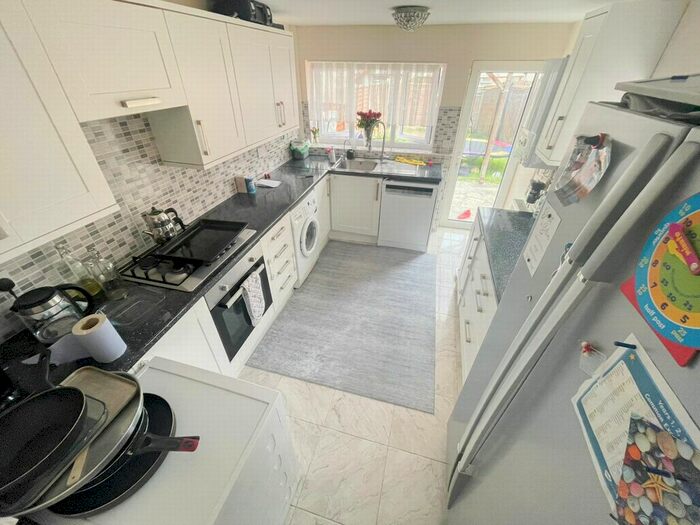 3 Bedroom Semi-Detached House To Rent In Mayfield Road, Enfield, EN3