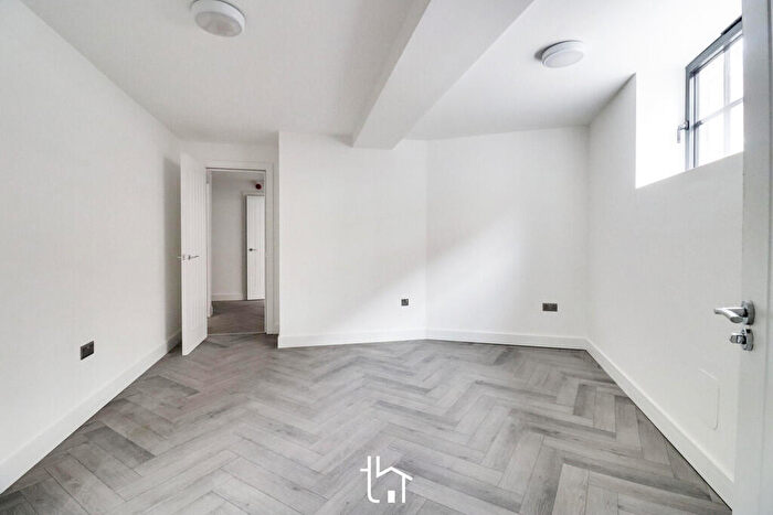 2 Bedroom Apartment To Rent In Canal Street, Wigston, LE18