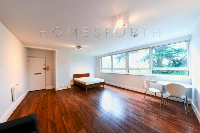 Studio To Rent In Hilltop House, Hornsey Lane, Hornsey, N6
