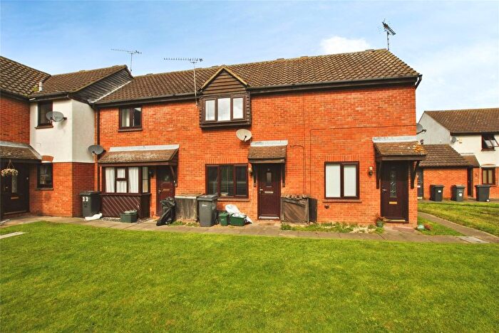 1 Bedroom Terraced House To Rent In Colyers Reach, Chelmsford, Essex, CM2