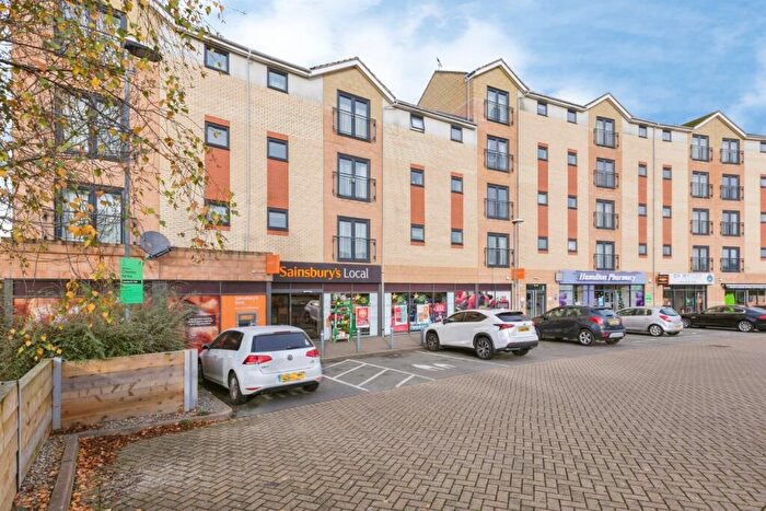 2 Bedroom Flat For Sale In Sandhills Avenue, Hamilton, LE5