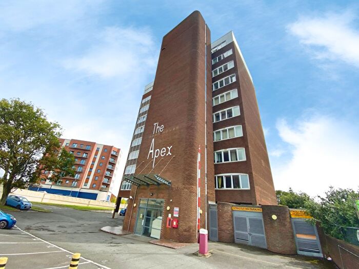 2 Bedroom Flat To Rent In Oundle Road, Peterborough, PE2