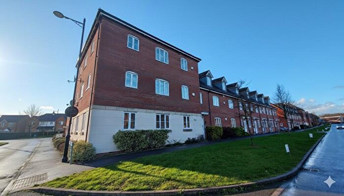 2 Bedroom Flat For Sale In The Pollards, Bourne, PE10