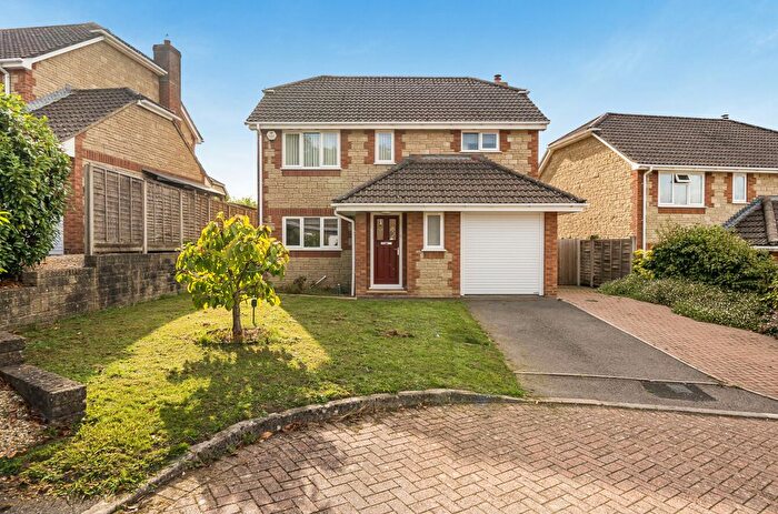 4 Bedroom Detached House For Sale In Watercombe Heights, Yeovil, Somerset, BA20