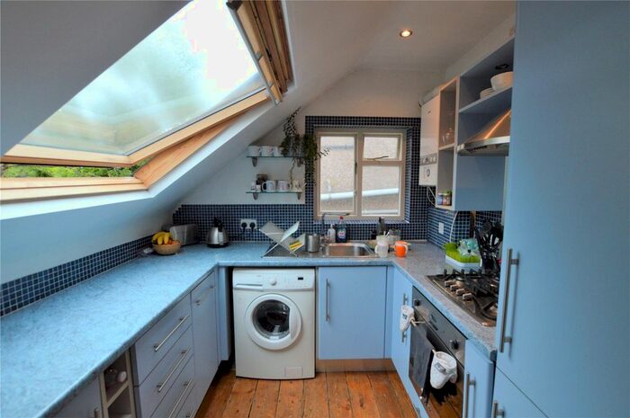 2 Bedroom Flat To Rent In Maberley Road, London, SE19