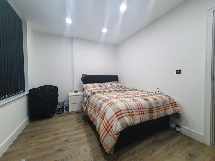 1 Bedroom Flat To Rent In , Claude Road, Cardiff, CF24