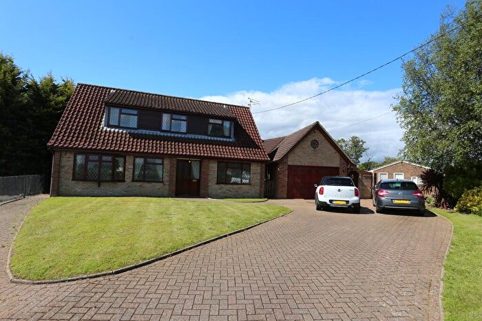 4 Bedroom Detached House To Rent In Falkenham Road, Kirton, IP10