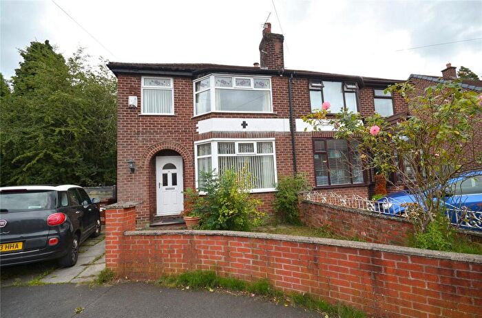 3 Bedroom Semi-Detached House To Rent In Edale Avenue, Reddish, Stockport, SK5