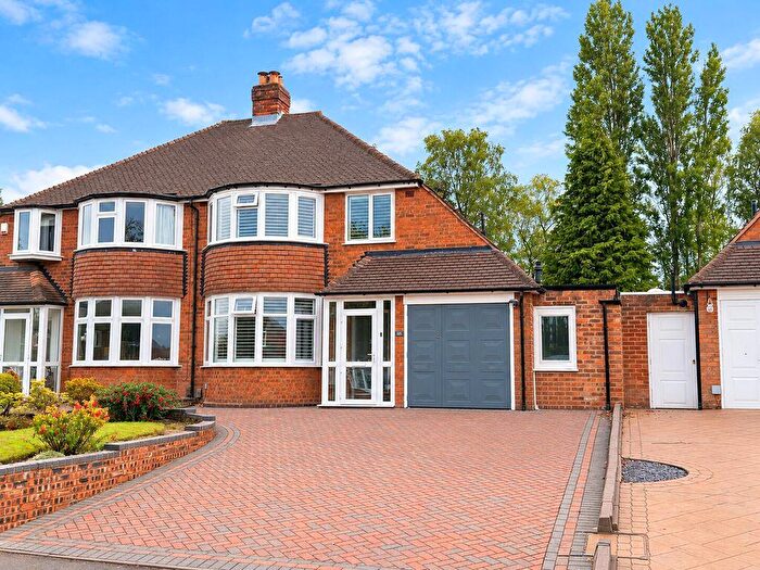 3 Bedroom Semi-Detached House For Sale In Halton Road, Sutton Coldfield, B73