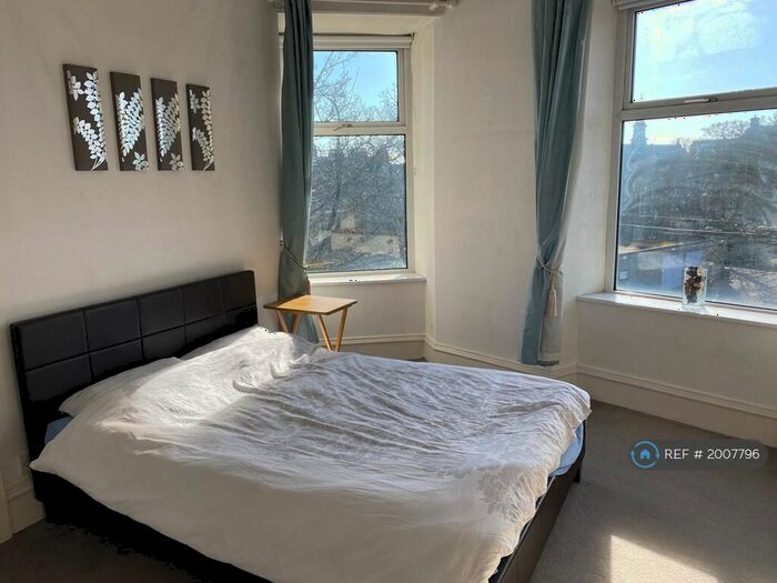 2 Bedroom Flat To Rent In Grosvenor Place, Aberdeen, AB25