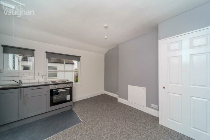 1 Bedroom Apartment To Rent In Westbourne Villas, Hove, East Sussex, BN3