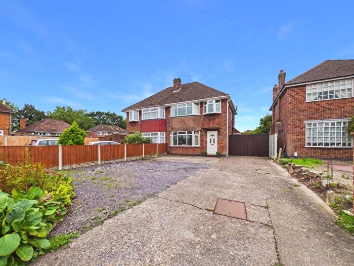 3 Bedroom Semi-Detached House For Sale In Brackens Lane, Alvaston, DE24