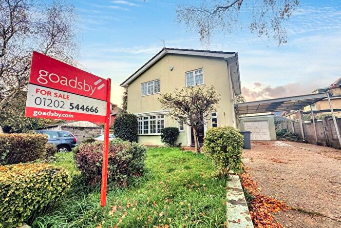 3 Bedroom Detached House For Sale In Queens Park, BH8