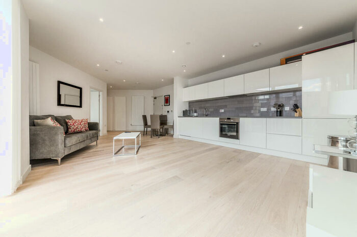 1 Bedroom Apartment To Rent In Liner House, Schooner Road, Royal Wharf, London, E16