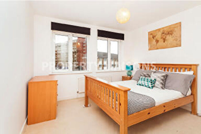 1 Bedroom Apartment To Rent In Aspect House, Aspect House, Manchester Road, Docklands, E14