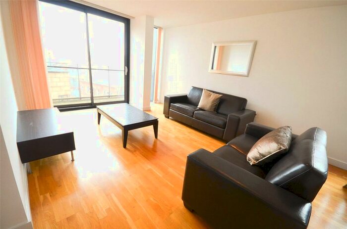 2 Bedroom Penthouse To Rent In Apartments, Rice Street, Manchester, M3