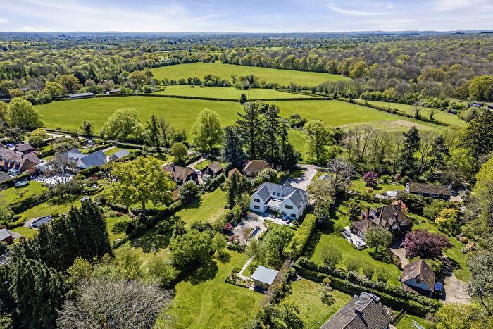 5 Bedroom Detached House For Sale In Chiltern Road, Henley-On-Thames, RG9