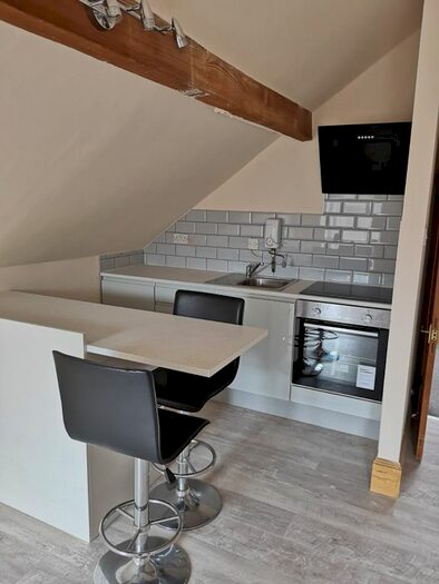 1 Bedroom Flat To Rent In Pine Street, Halifax, HX1