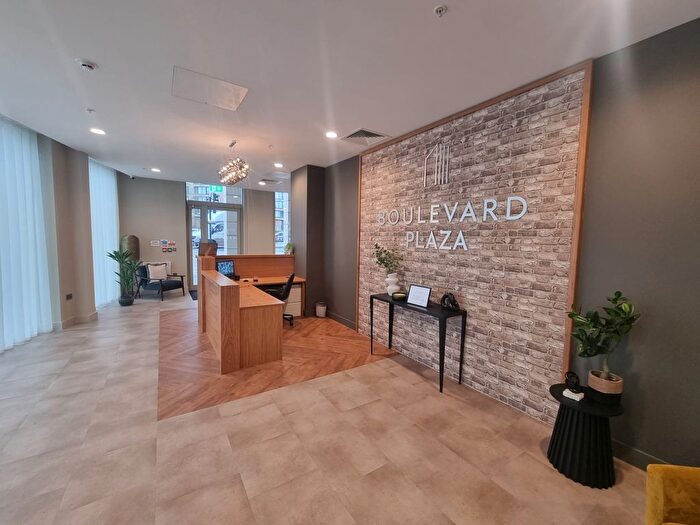 1 Bedroom Flat To Rent In Boulevard Plaza, Allocated Parking, Bristol Street, B5