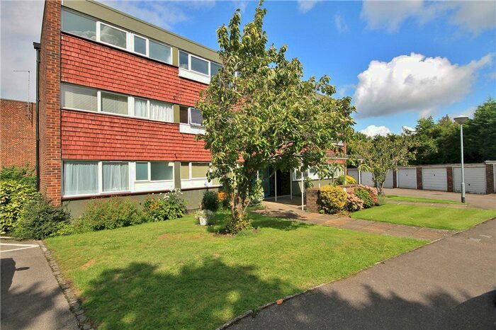 2 Bedroom Flat To Rent In Eaton Court, Boxgrove Avenue, Guildford, Surrey, GU1