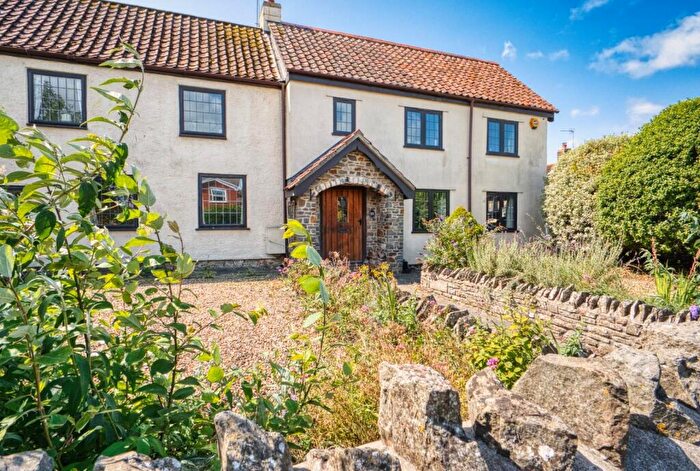 3 Bedroom End Of Terrace House For Sale In Charming Cottage In Yatton's North End, BS49