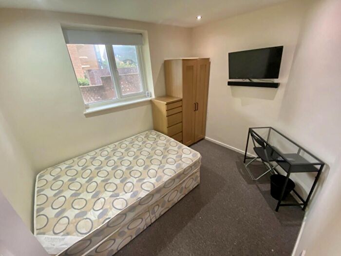 4 Bedroom Flat To Rent In Minster Court, Liverpool, L7
