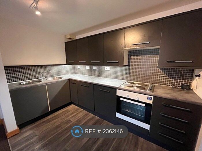 2 Bedroom Flat To Rent In Argyle Court, St. Pauls, Bristol, BS2