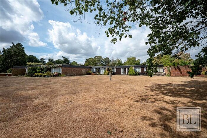 4 Bedroom Bungalow For Sale In Ardleigh Court, Ardleigh, Colchester, CO7