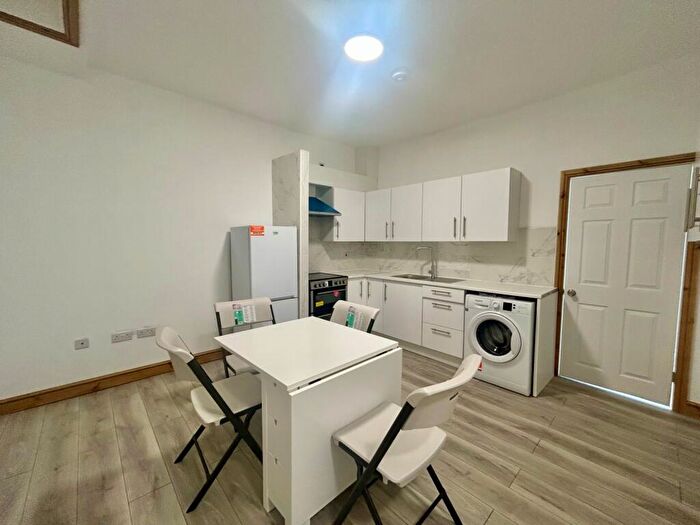 2 Bedroom Apartment To Rent In Flat Above Gorton Road, SK5