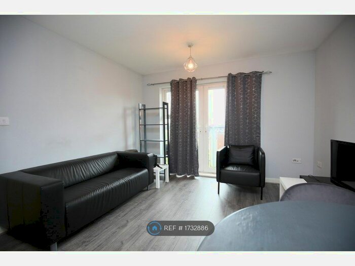 2 Bedroom Flat To Rent In Bodiam Hall, Coventry, CV1