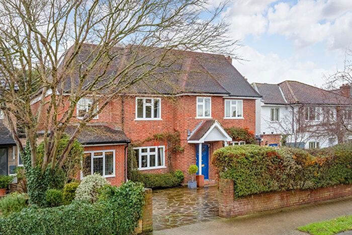 6 Bedroom Detached House For Sale In Granard Avenue, London, SW15