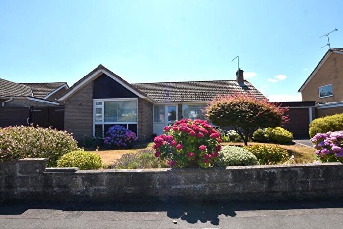 3 Bedroom Detached Bungalow For Sale In Meadway Avenue, Nailsea, Nailsea, BS48