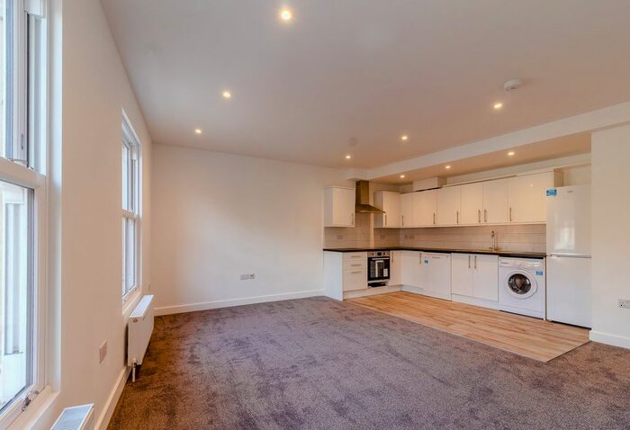 3 Bedroom Flat To Rent In Lower Road, Chorleywood, Rickmansworth WD3