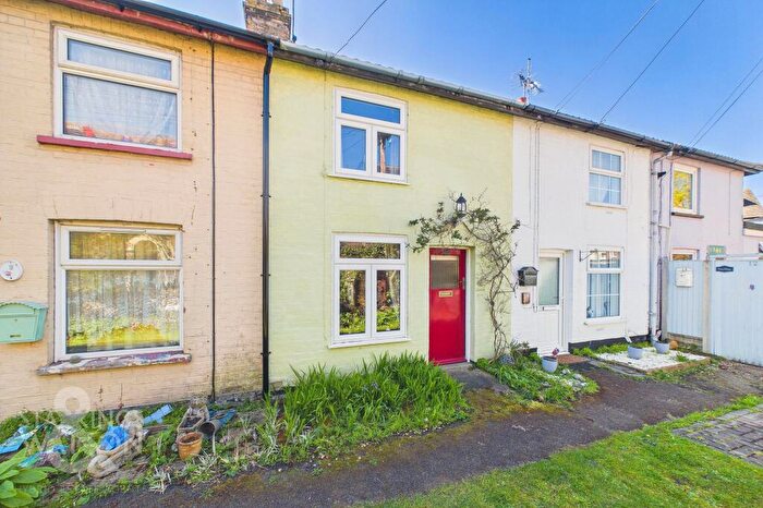 2 Bedroom Terraced House For Sale In Union Place, Lowestoft, NR33