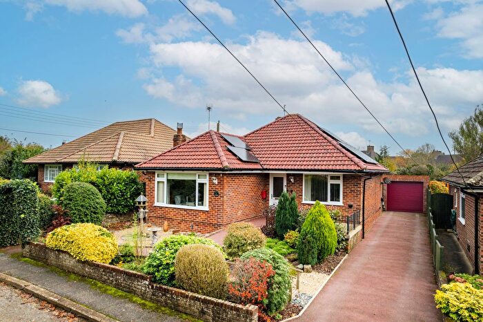 2 Bedroom Detached Bungalow For Sale In Riddens Close, Plumpton Green, BN7