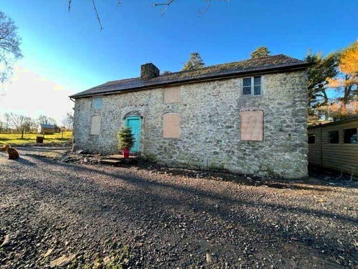 3 Bedroom Detached House For Sale In Llanerfyl, Welshpool, Powys, SY21