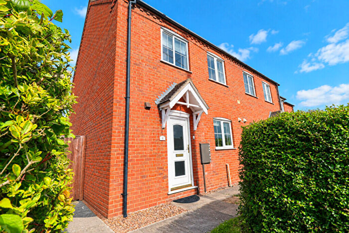 3 Bedroom End Of Terrace House For Sale In Station Mews, Wragby, LN8