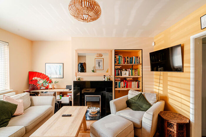 3 Bedroom End Of Terrace House For Sale In Marksbury Road, Bedminster, Bristol, BS3
