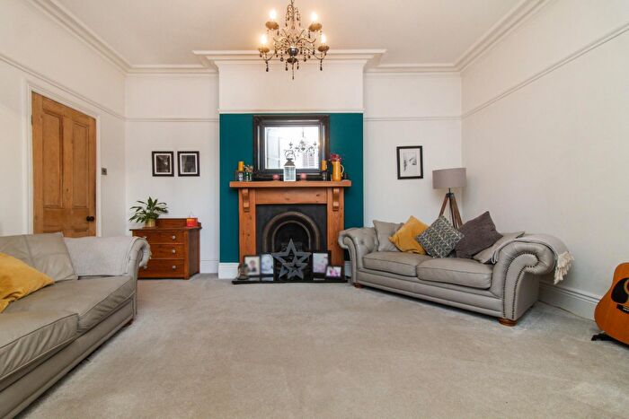 3 Bedroom End Of Terrace House For Sale In Hulne Avenue, Tynemouth, NE30