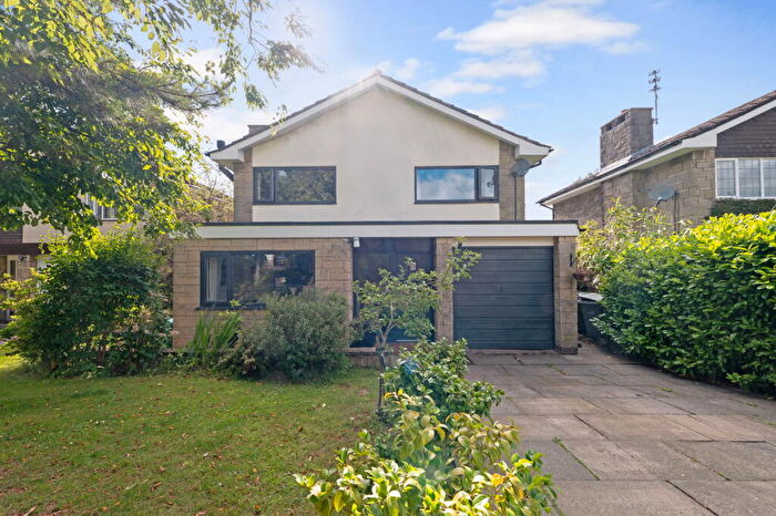 4 Bedroom Detached House For Sale In South West Avenue, Bollington, SK10